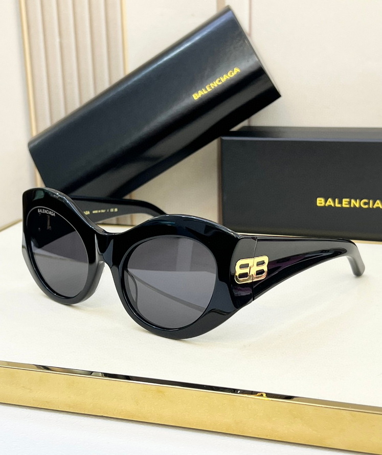 Balenciaga Sunglasses(AAAA)-569