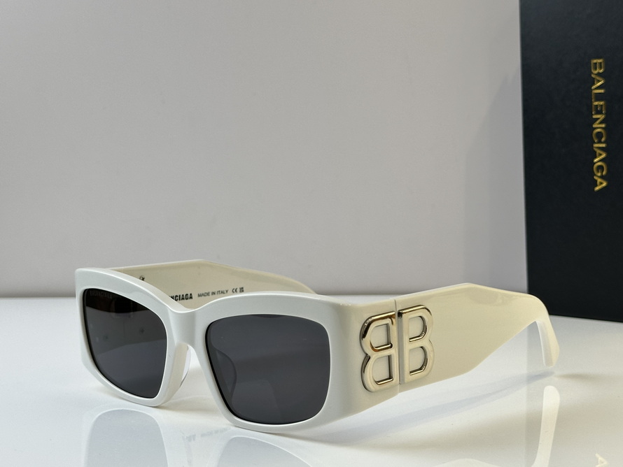 Balenciaga Sunglasses(AAAA)-558