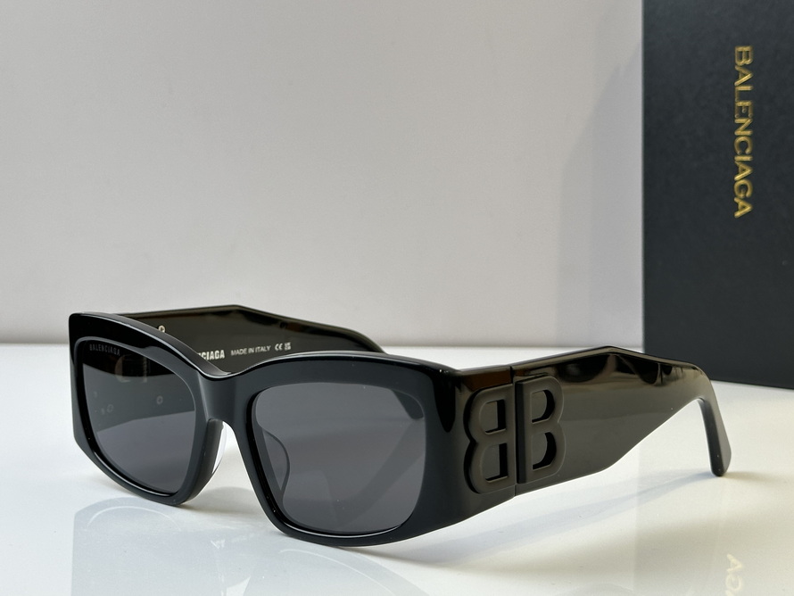 Balenciaga Sunglasses(AAAA)-557
