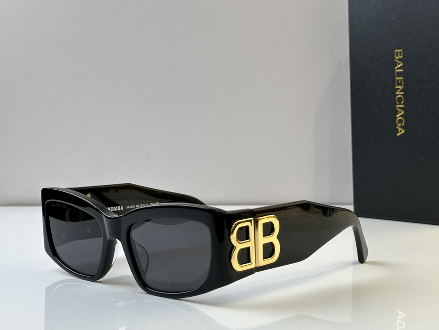 Balenciaga Sunglasses(AAAA)-556