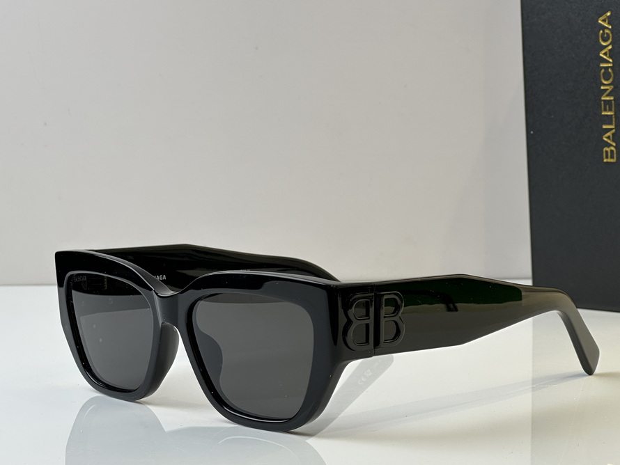 Balenciaga Sunglasses(AAAA)-550