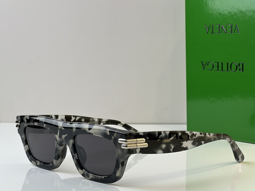 Bottega Veneta Sunglasses(AAAA)-504