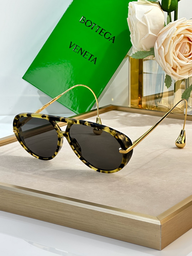Bottega Veneta Sunglasses(AAAA)-487