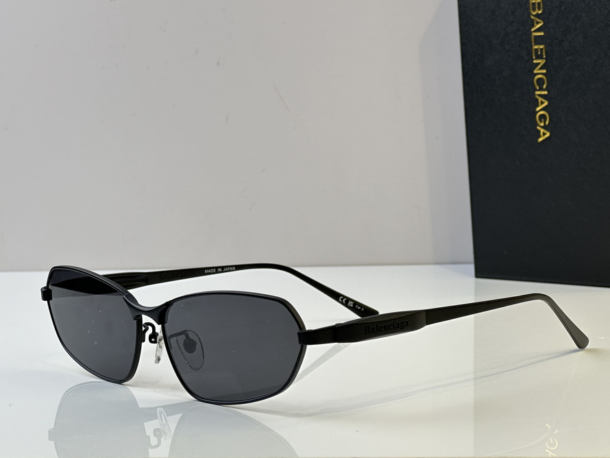 Balenciaga Sunglasses(AAAA)-538