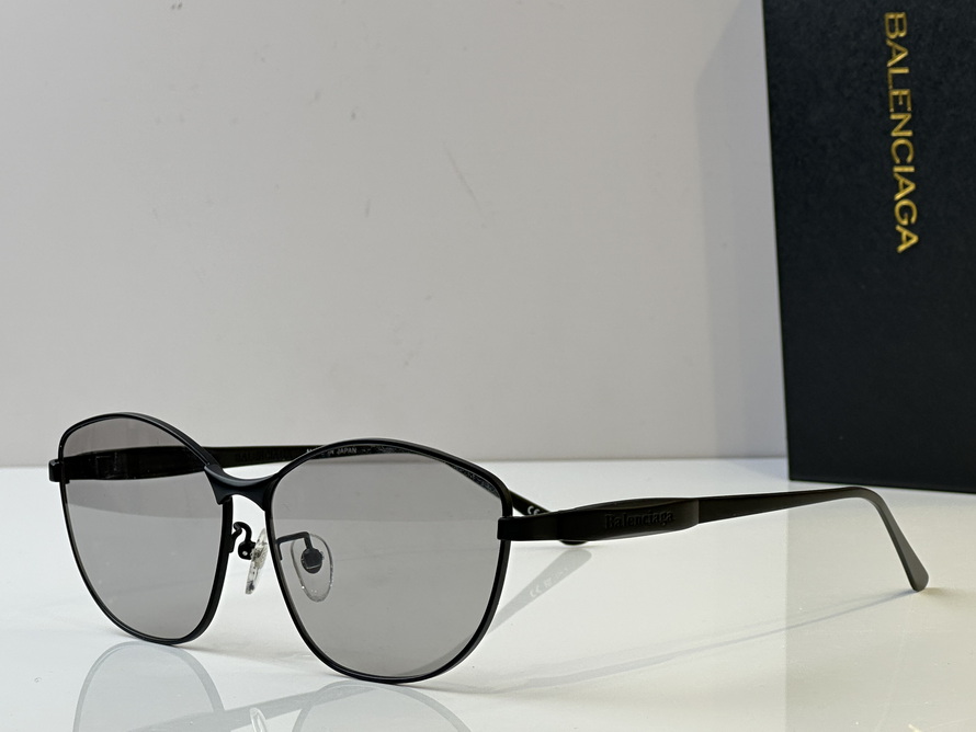 Balenciaga Sunglasses(AAAA)-533