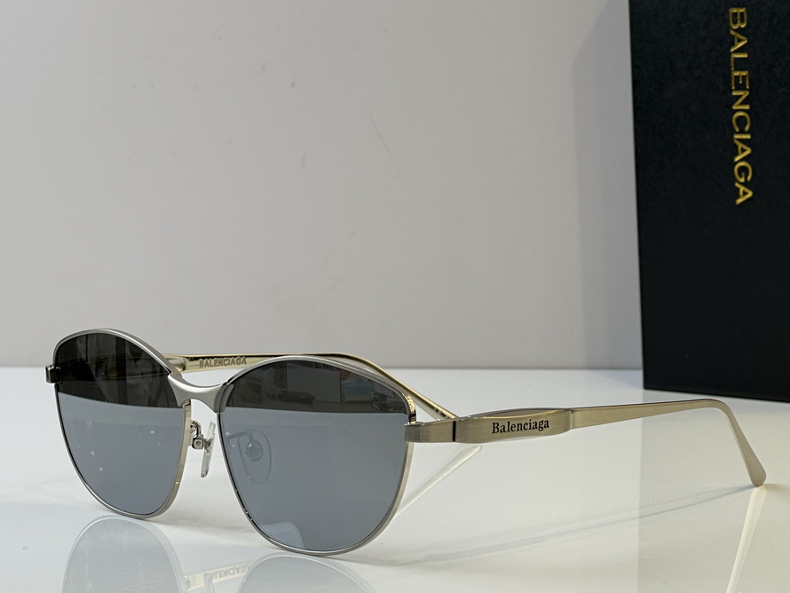 Balenciaga Sunglasses(AAAA)-528