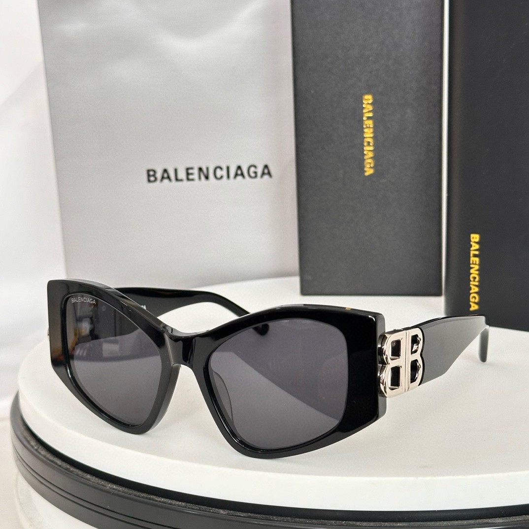 Balenciaga Sunglasses(AAAA)-520