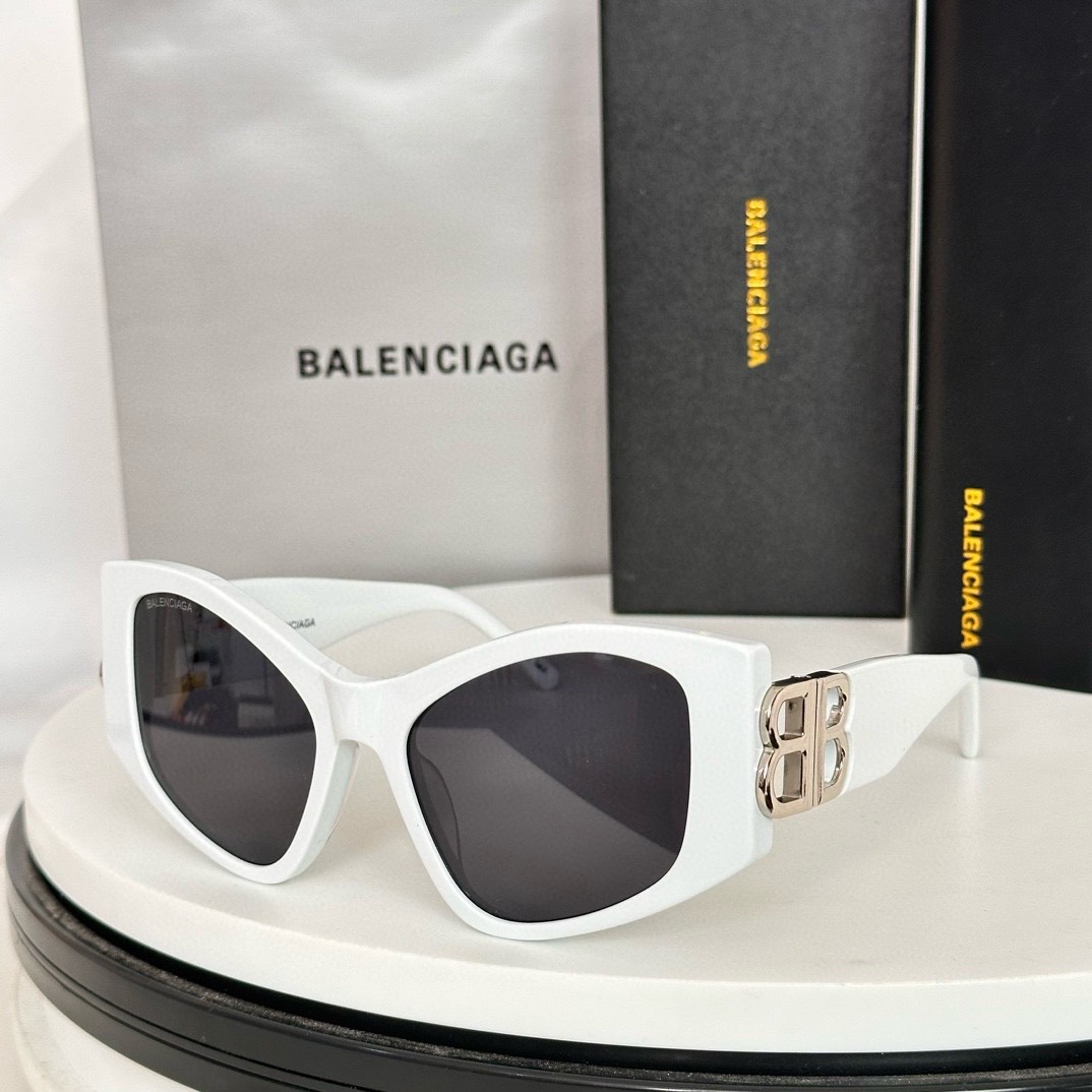 Balenciaga Sunglasses(AAAA)-517