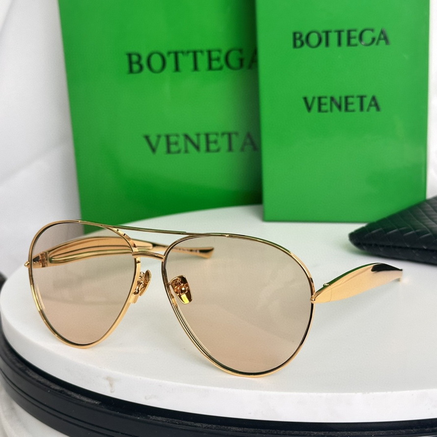 Bottega Veneta Sunglasses(AAAA)-484