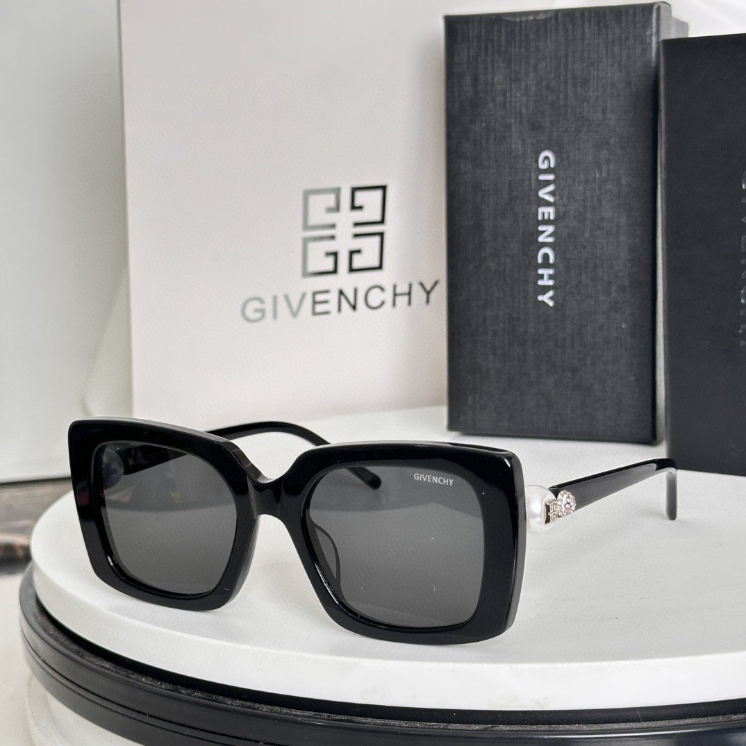 GIVENCHY Sunglasses(AAAA)-347