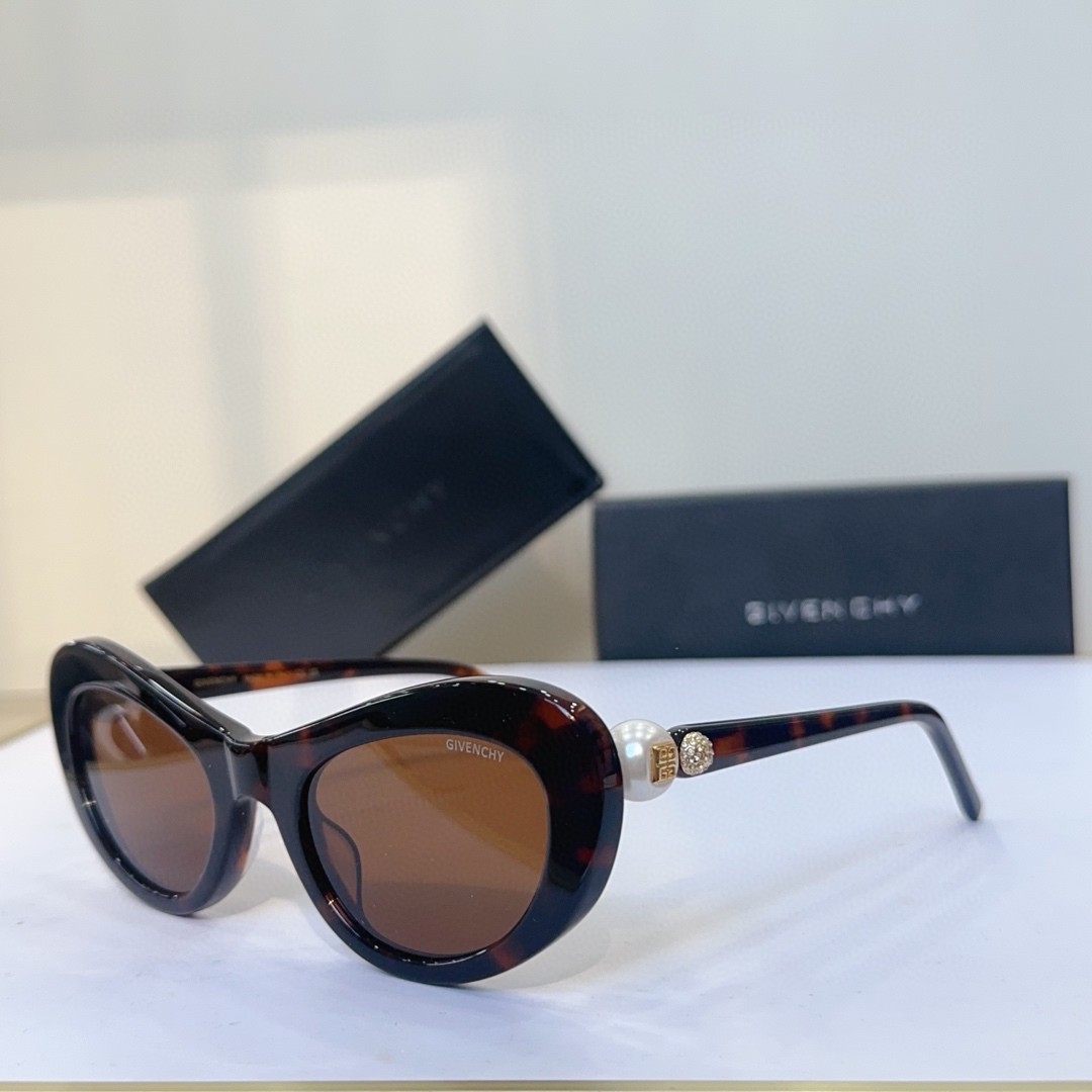 GIVENCHY Sunglasses(AAAA)-289