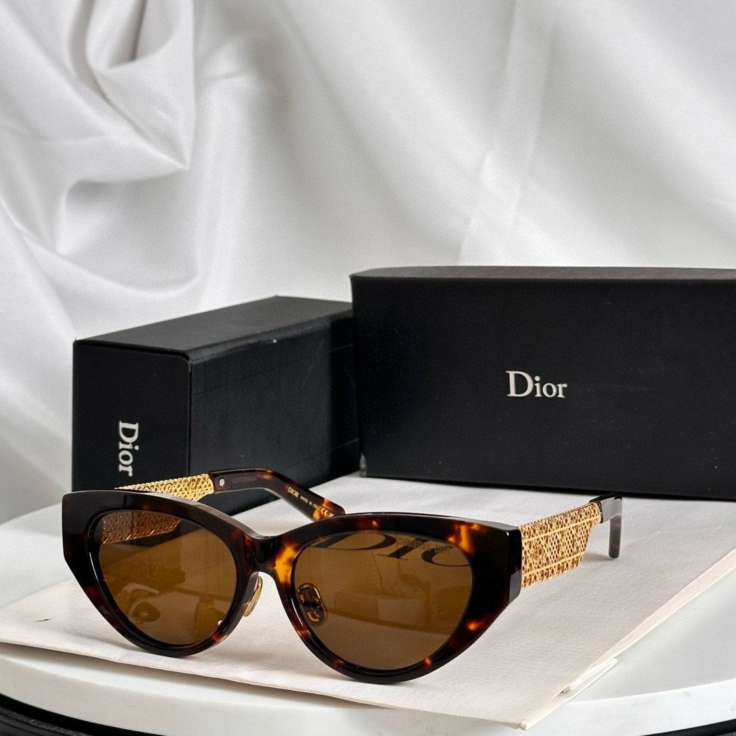 Dior Sunglasses(AAAA)-896
