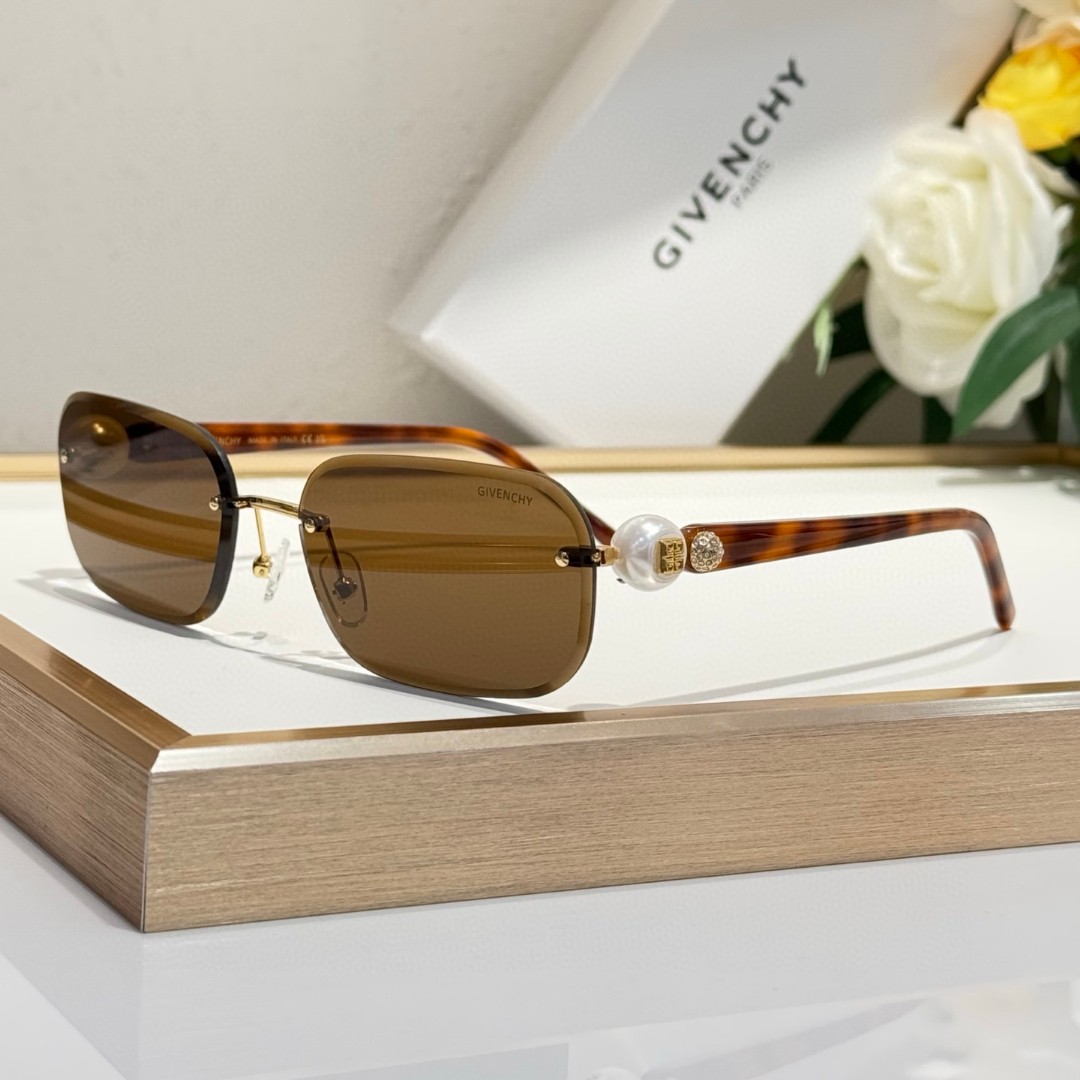 GIVENCHY Sunglasses(AAAA)-228
