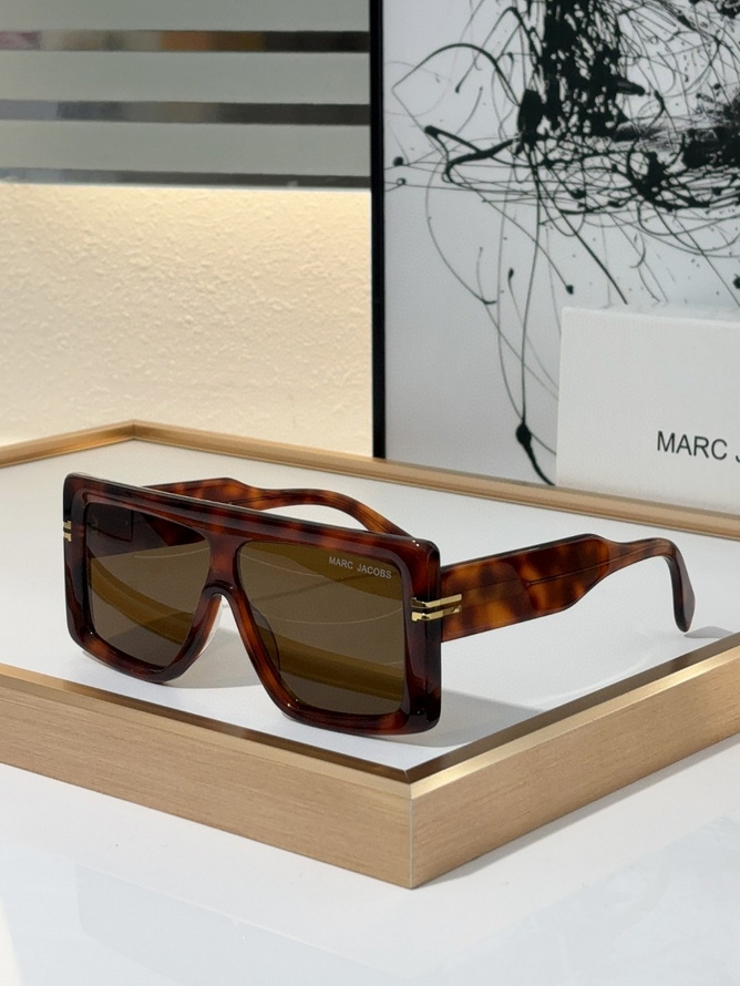 Marc Jacobs Sunglasses(AAAA)-039