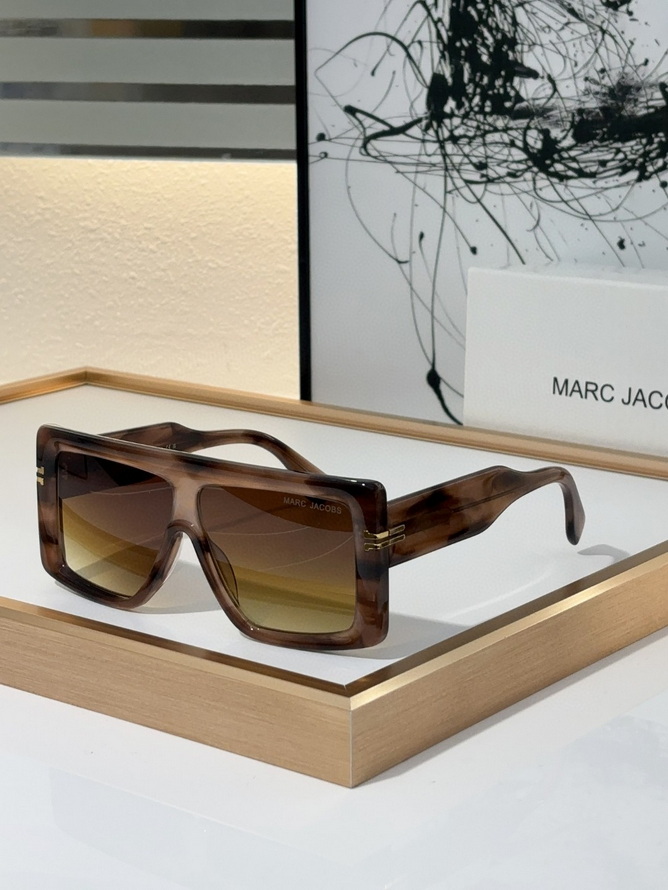 Marc Jacobs Sunglasses(AAAA)-037