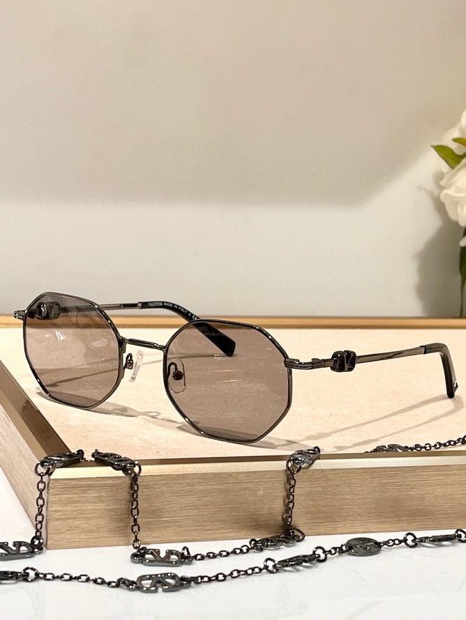 Valentino Sunglasses(AAAA)-470