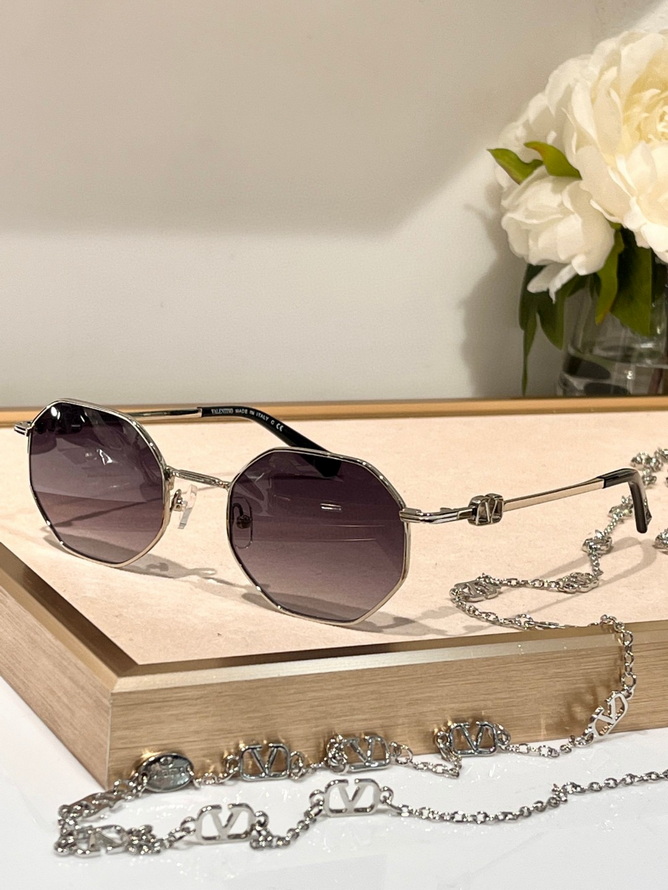 Valentino Sunglasses(AAAA)-467