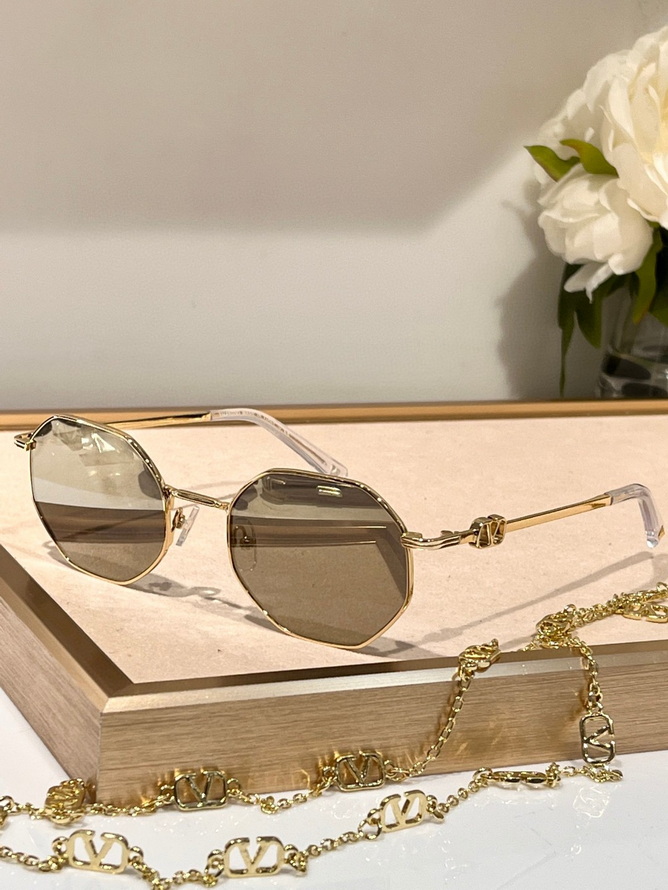 Valentino Sunglasses(AAAA)-465