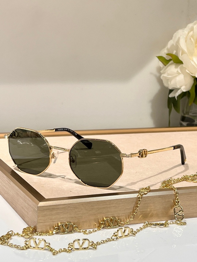 Valentino Sunglasses(AAAA)-463