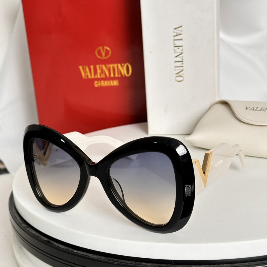 Valentino Sunglasses(AAAA)-442