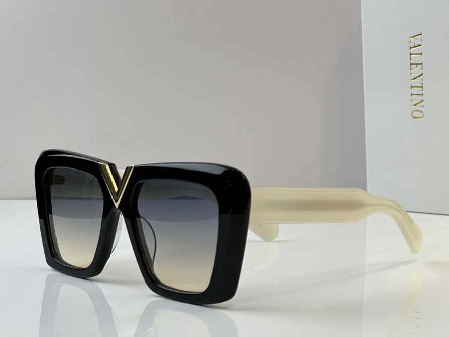 Valentino Sunglasses(AAAA)-399