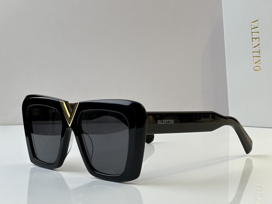 Valentino Sunglasses(AAAA)-398