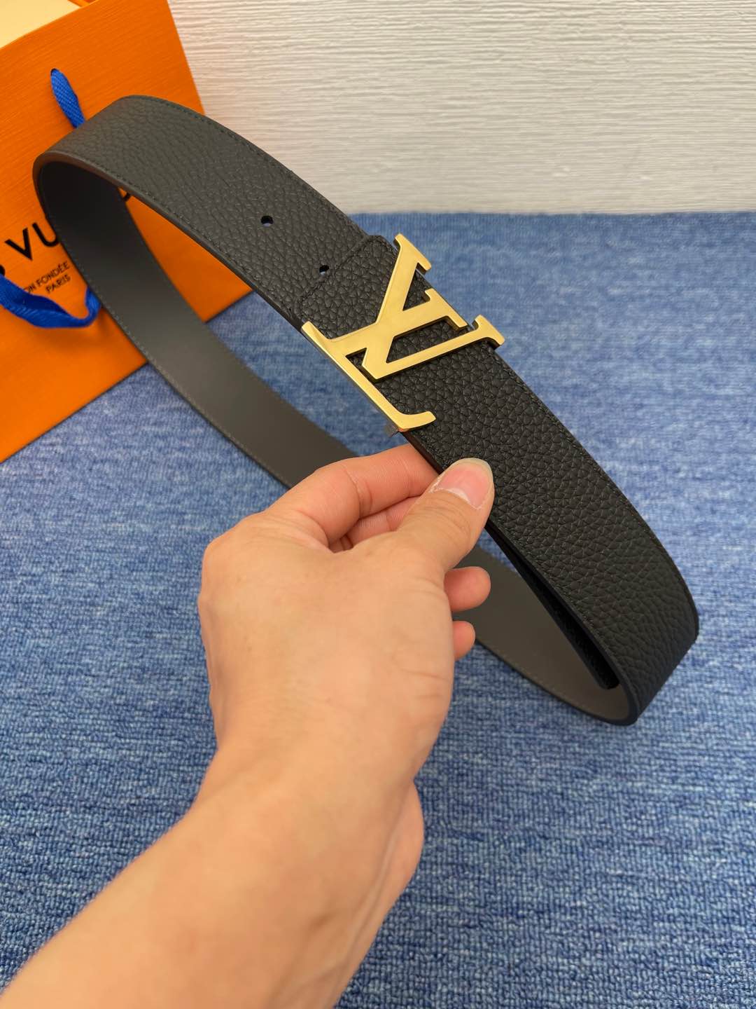 LV Belts(AAAAA)-2513