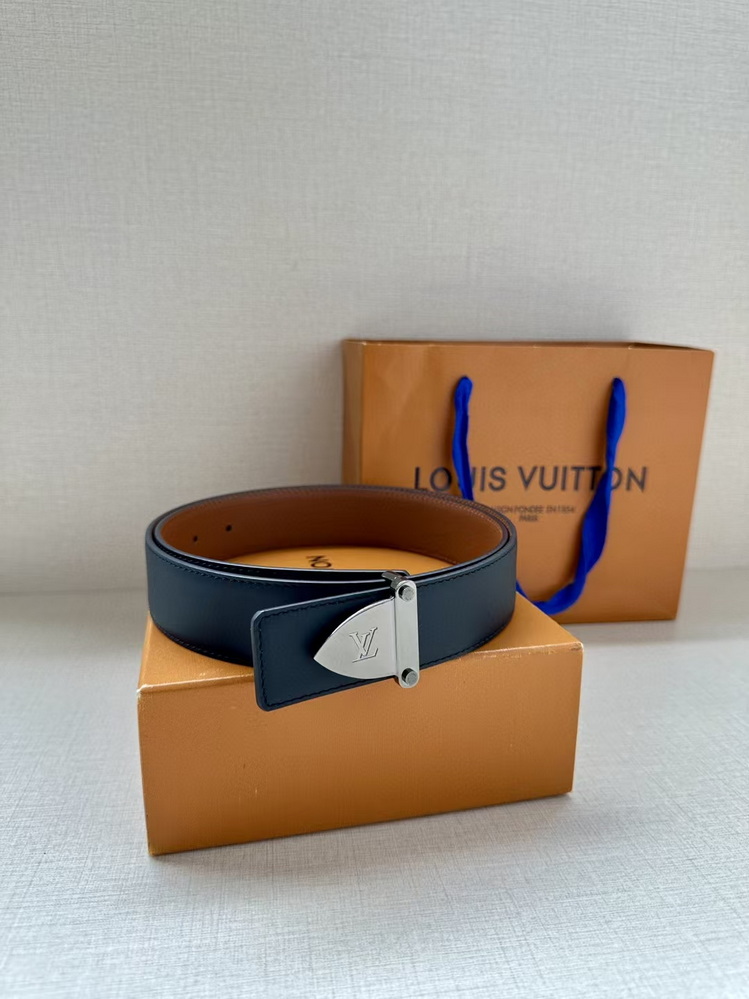 LV Belts(AAAAA)-2368