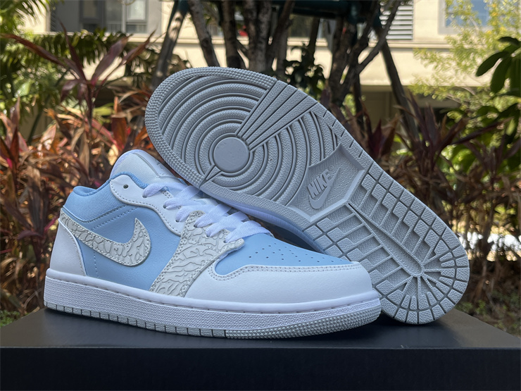 Air Jordan 1 Low-322