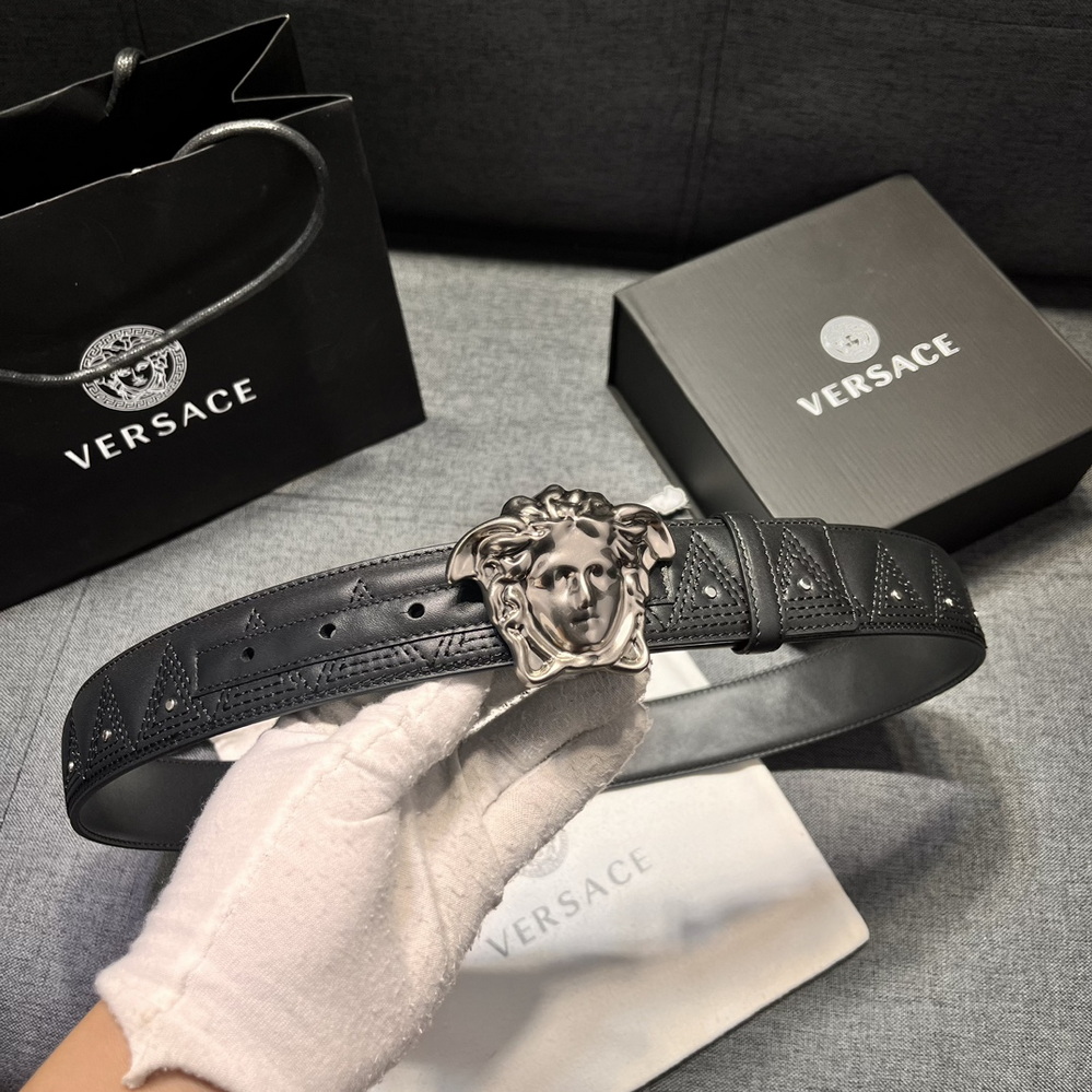 Versace Belts(AAAAA)-420
