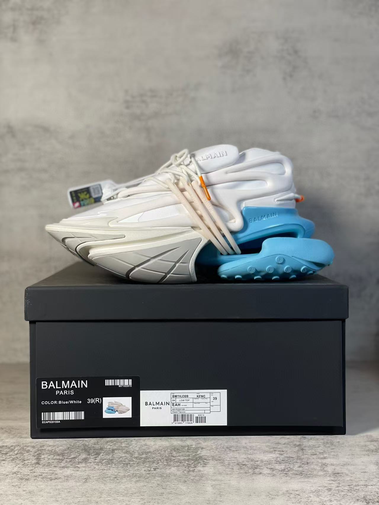 Balmain Shoes(AAA)-011