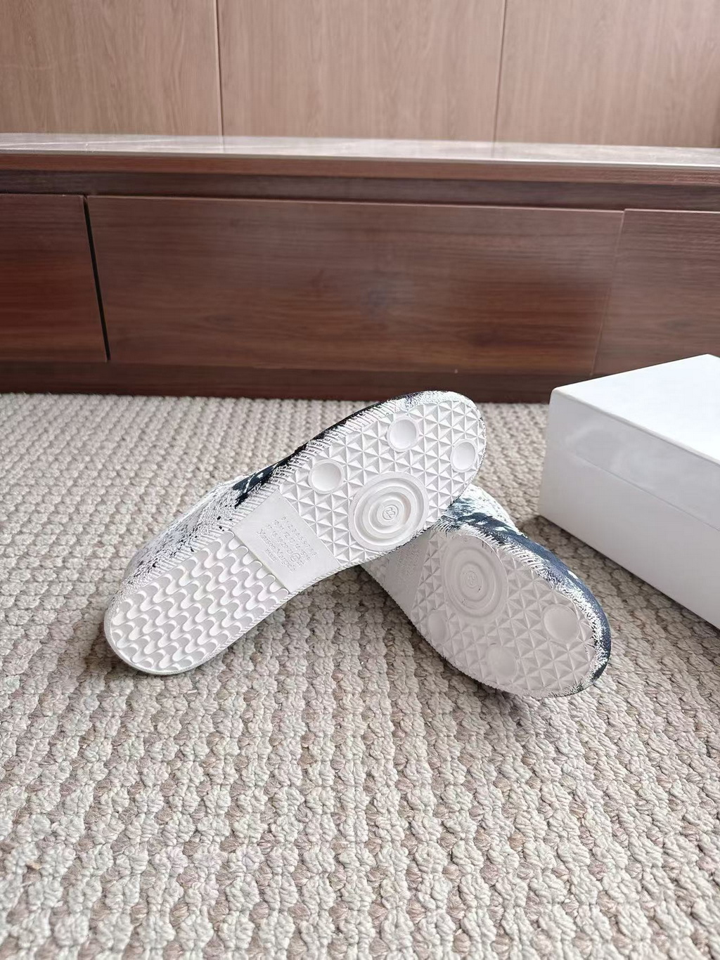 Maison Margiela Shoes-012