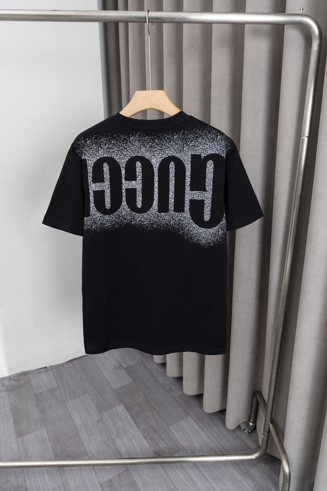 GUCCI T-shirts-210
