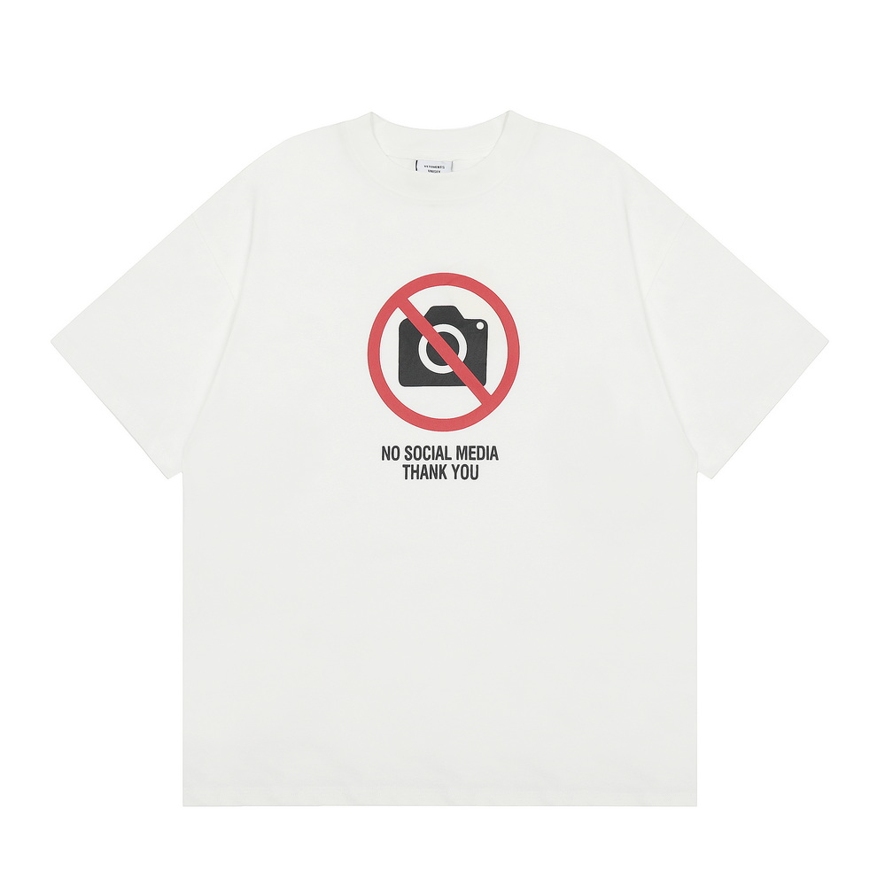 VETEMENTS T-shirts-001