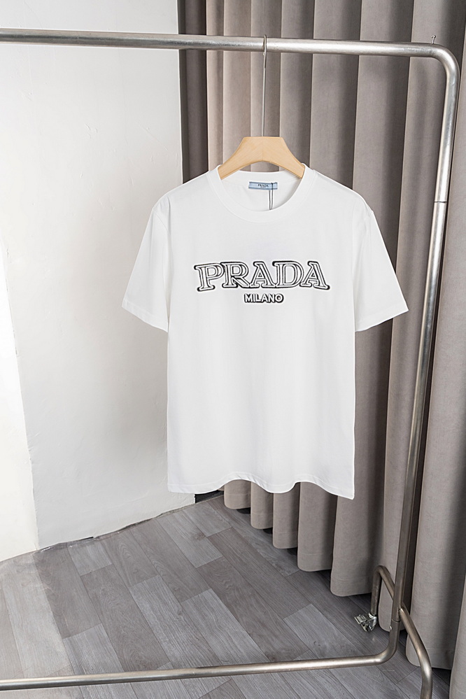 PRADA T-shirts-477