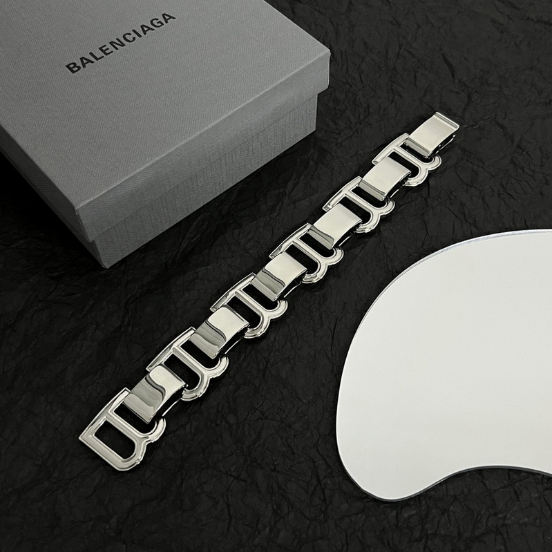Balenciaga Bracelet-017