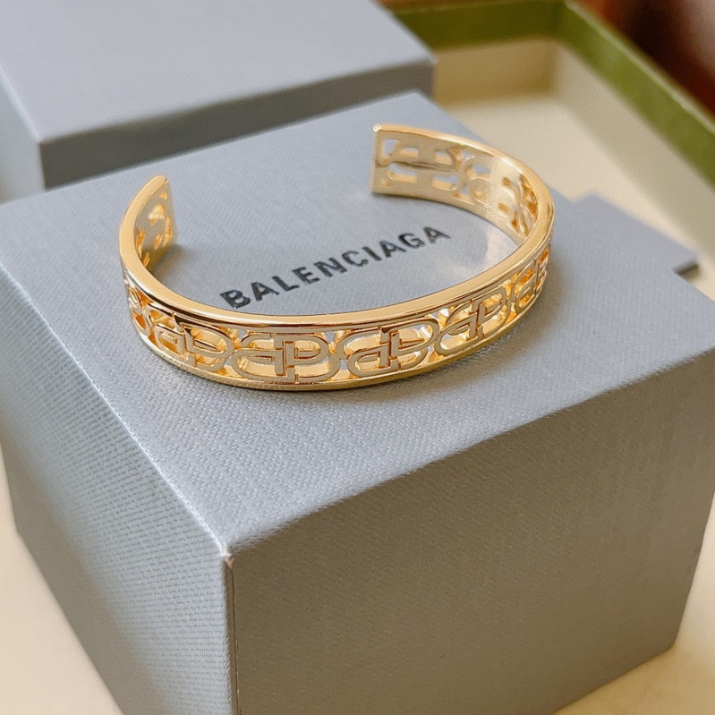 Balenciaga Bracelet-014