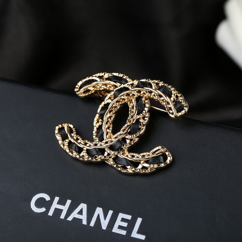 Chanel Brooch-019
