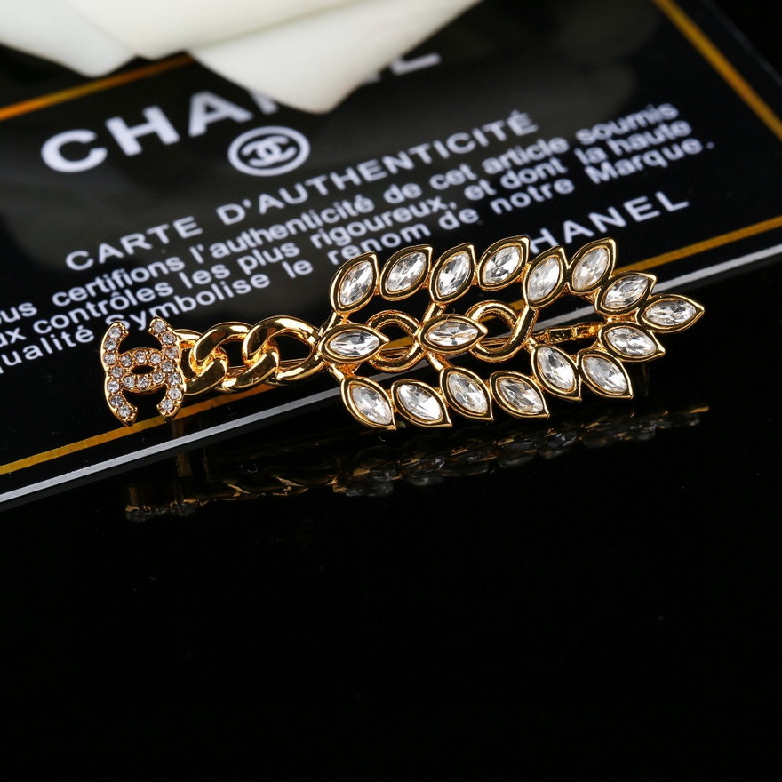 Chanel Brooch-015