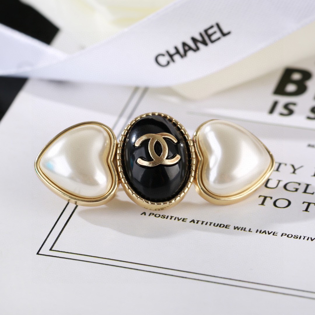 Chanel Brooch-011