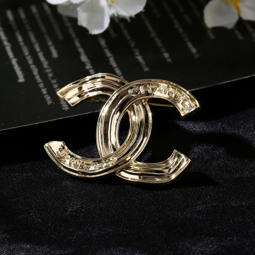 Chanel Brooch-024