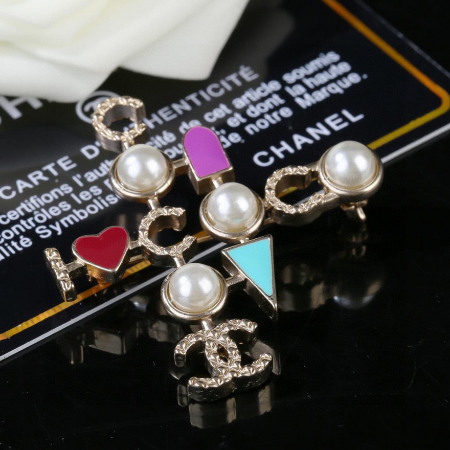 Chanel Brooch-008