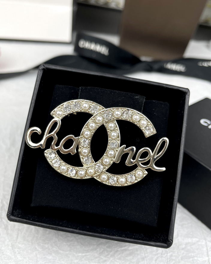 Chanel Brooch-041