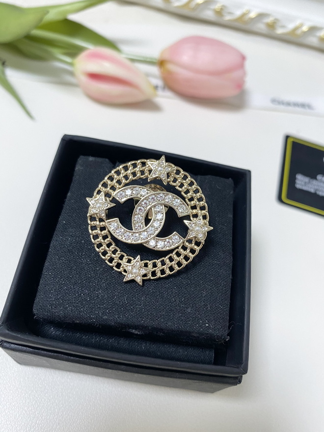 Chanel Brooch-033