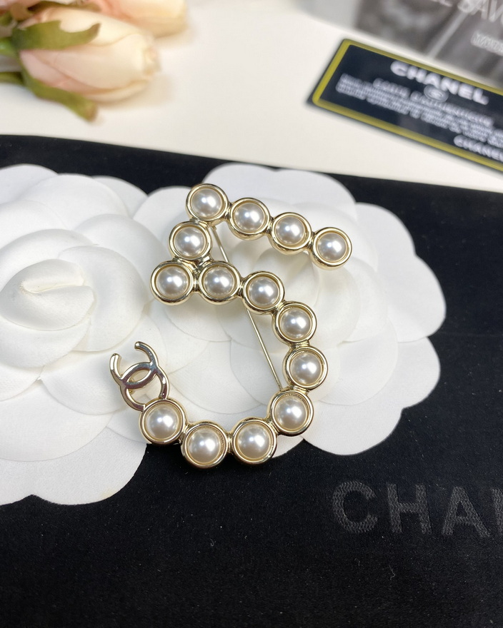 Chanel Brooch-076