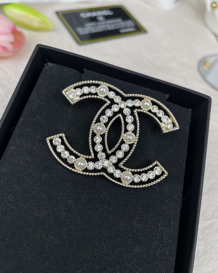Chanel Brooch-073