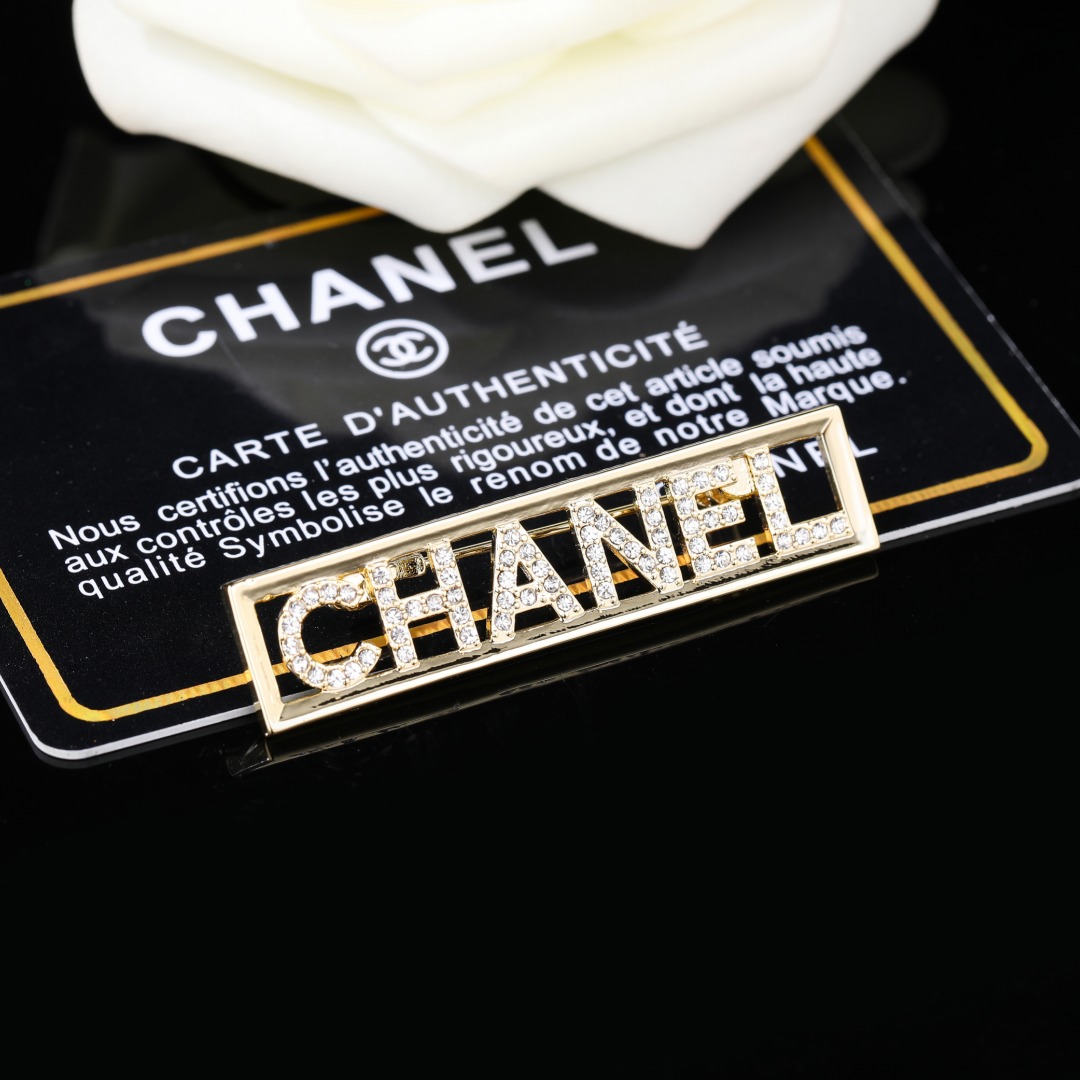 Chanel Brooch-069