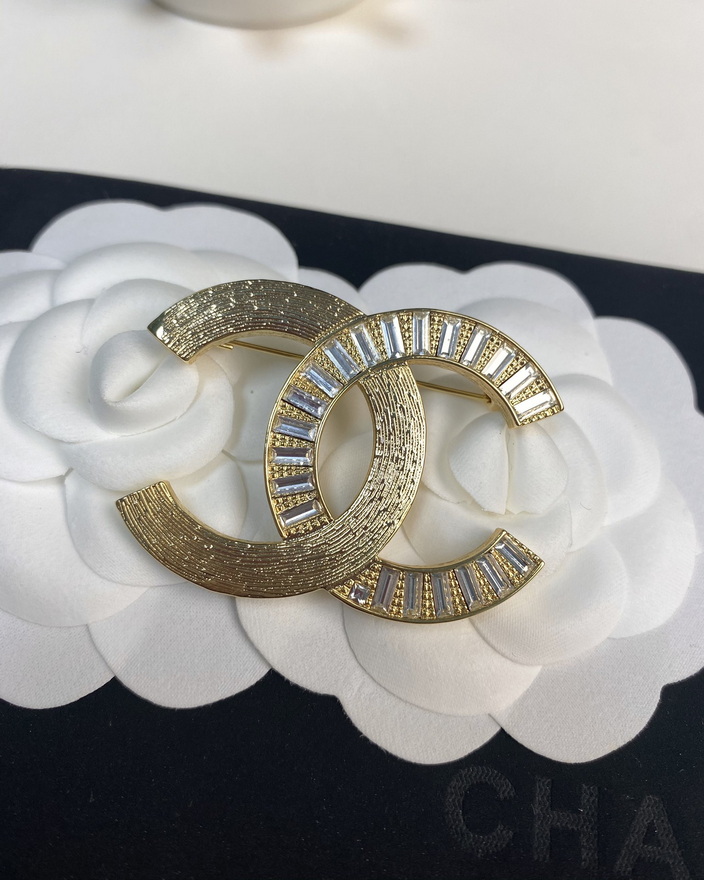 Chanel Brooch-066