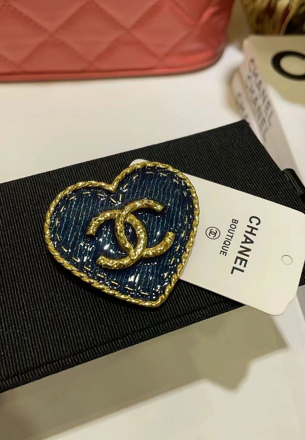 Chanel Brooch-051
