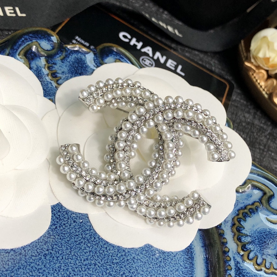 Chanel Brooch-046
